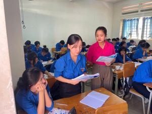 Khởi động ôn thi tốt nghiệp trung học phổ thông