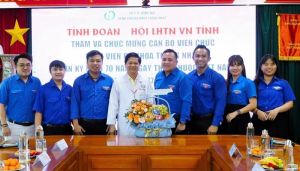 Tỉnh đoàn, Hội Liên hiệp thanh niên tỉnh và Hội Sinh viên tỉnh chúc mừng Ngày Thầy thuốc Việt Nam