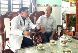 Nam bác sĩ trẻ giỏi quản lý