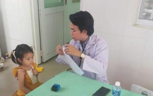 Nam bác sĩ chuyên môn giỏi, yêu nghề