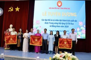 Khen thưởng 74 tập thể, cá nhân có thành tích xuất sắc trong công tác khuyến học