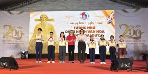 Biểu diễn nghệ thuật kỷ niệm 200 năm Ngày mất danh nhân văn hóa Trịnh Hoài Đức