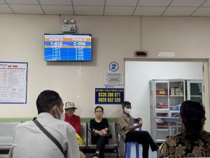 Tích cực ứng dụng công nghệ thông tin vào quản lý, khám, chữa bệnh