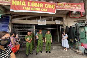 Đoàn liên ngành của tỉnh kiểm tra an toàn phòng cháy tại các chợ lâu đời