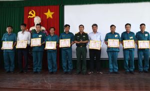 Huyện Nhơn Trạch tuyên dương, khen thưởng và tổng kết công tác tuyển chọn, gọi công dân nhập ngũ năm 2025