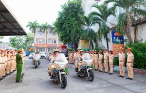 Lực lượng Cảnh sát giao thông Đồng Nai ra quân cao điểm xử lý vi phạm giao thông dịp lễ 30/4 và 1/5