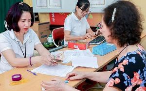 Thông tư 002/2025/TT-BNV: Cách tính hưởng chế độ với người nghỉ hưu trước tuổi từ 2-5 năm