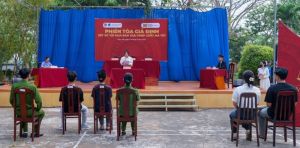 Thiết thực tuyên truyền pháp luật bằng Phiên tòa giả định trong trường học