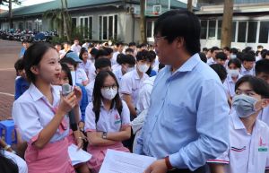 Quan tâm đẩy mạnh tuyên truyền pháp luật trong trường học