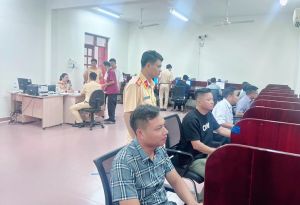 Tiếp tục tổ chức sát hạch cho hơn 500 thí sinh có giấy phép lái xe quá hạn dưới 1 năm