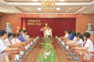 Lãnh đạo tỉnh gặp gỡ đoàn đại biểu tham dự Đại hội Cháu ngoan Bác Hồ toàn quốc lần thứ X năm 2025