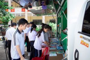 Xe thư viện lưu động phát triển văn hóa đọc Đồng Nai