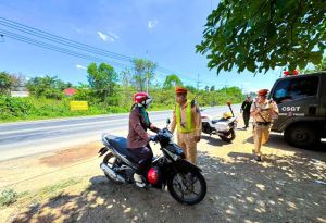 Hơn 500 trường hợp bị trừ điểm giấy phép lái trong tháng 4-2025