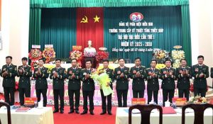 Đại tá Hà Xuân Hiệp tái đắc cử Bí thư Đảng ủy Trường Trung cấp kỹ thuật Tăng thiết giáp phân hiệu miền Nam