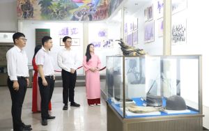 Bảo tàng Đồng Nai trưng bày và giới thiệu hơn 2 ngàn hiện vật, kỷ vật quý giá từ thời chiến