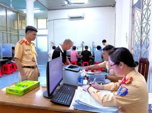 Hơn 63% thí sinh đạt kết quả ở Kỳ sát hạch, cấp giấy phép lái xe lần thứ 3 do Công an Đồng Nai tổ chức