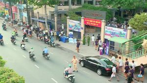 Lực lượng Cảnh sát giao thông Đồng Nai bảo đảm an toàn giao thông và tiếp sức buổi thi đầu tiên của Kỳ thi tốt nghiệp THPT năm 2025