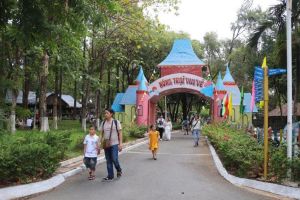 Đồng Nai thu hơn 1,2 ngàn tỷ đồng từ hoạt động dịch vụ, du lịch trong 5 tháng đầu năm 2025