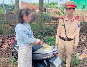 Tạm giữ đối tượng tàng trữ trái phép chất ma túy