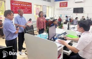 Phó Chủ tịch UBND tỉnh Nguyễn Thị Hoàng làm việc tại xã Phú Hòa