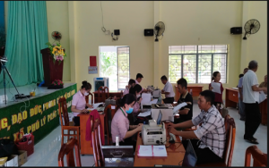 Tiếp tục duy trì mạng lưới hoạt động điểm giao dịch của NHCSXH “Gần dân, sát dân” khi tổ chức chính quyền địa phương 2 cấp