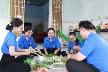 Tuổi trẻ tri ân