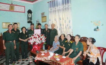 Sâu nặng nghĩa tình tri ân