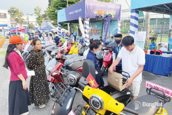 Dần thích nghi với xe điện