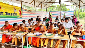 Giữ gìn tiếng Khmer giữa dòng chảy hiện đại