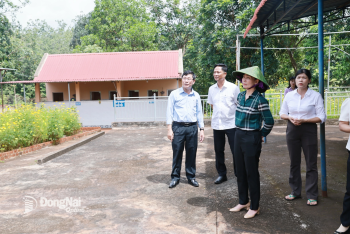 Chú trọng đầu tư xây dựng trường học cho các xã biên giới