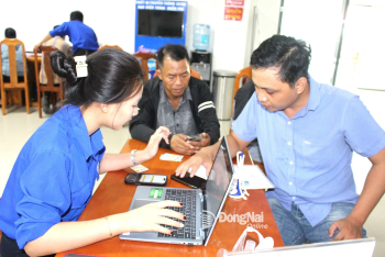 Đẩy mạnh ứng dụng công nghệ thông tin, chuyển đổi số