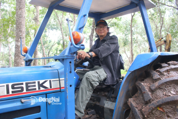 Tình yêu rừng của cựu chiến binh Năm Dương