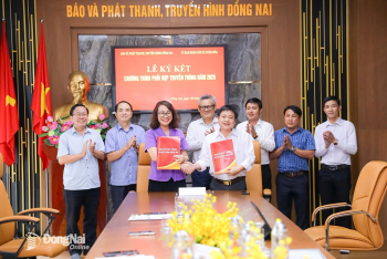 Báo và Phát thanh, Truyền hình Đồng Nai và UBND xã Xuân Hòa...