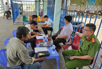 Xã Đại Phước tăng cường kiểm tra, đảm bảo an toàn giao thông tại bến phà Phước Khánh