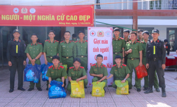 Gần 500 cán bộ, chiến sĩ Công an tỉnh Đồng Nai hiến máu tình nguyện