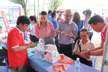 Xã Nhơn Trạch phát động chiến dịch 30 ngày “Phổ cập chữ ký số cho người dân”