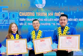 Gương sáng “15 tháng 10”