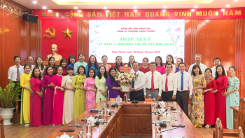 Nhiều địa phương tổ chức họp mặt Kỷ niệm 15 năm Ngày Phụ nữ Việt Nam 20-10