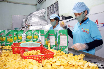 Sản phẩm địa phương vào mùa sản xuất hàng Tết