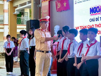 Lan tỏa văn hóa giao thông - Nói không với bạo lực học đường