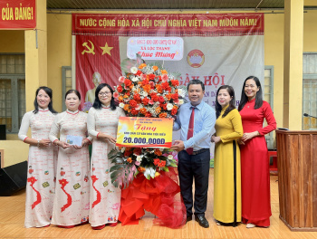 Ấp Thạnh Phú đón nhận Danh hiệu Văn hóa tiêu biểu