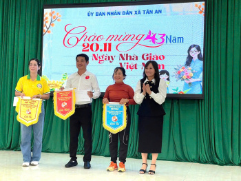 Xã Tân An tổ chức hoạt động tri ân chào mừng kỷ niệm 43 năm Ngày Nhà giáo Việt Nam.