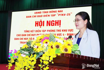 Phó Bí thư Thường trực Tỉnh ủy Tôn Ngọc Hạnh chỉ đạo tổng kết diễn tập phòng thủ khu vực