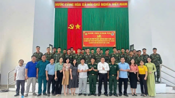Xã An Phước tổ chức ra quân làm công tác Dân vận nhân kỷ niệm Ngày thành lập Quân đội nhân dân Việt Nam