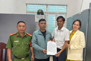 Hoàn trả gần 500 triệu đồng chuyển khoản nhầm: Nghĩa cử đẹp lan tỏa niềm tin xã hội đầu năm mới