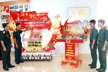 Xứng danh Trung đoàn quyết thắng, anh hùng