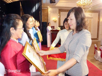 Xây dựng ngôi nhà đại đoàn kết