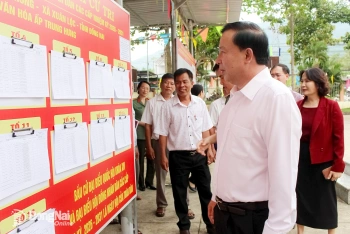 Phó Bí thư Tỉnh ủy, Chủ tịch UBND tỉnh Nguyễn Văn Út kiểm tra công tác bầu cử