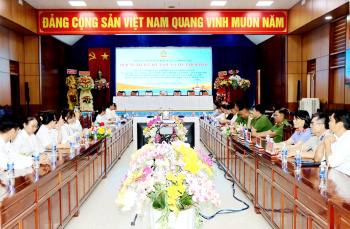 Tòa án nhân dân Khu vực 6 ký kết quy chế phối hợp với 6 xã