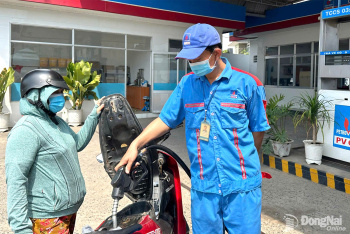 Từ hôm nay 27-3, chính thức miễn 3 loại thuế đối với xăng, dầu